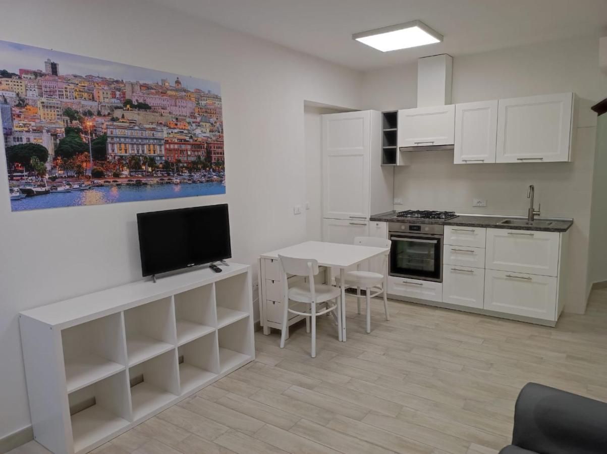 Apartments Villas Кальярі Екстер'єр фото