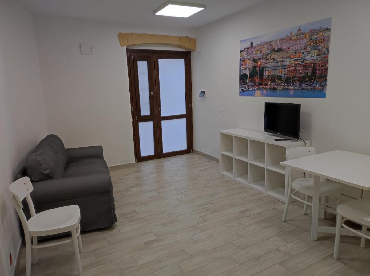 Apartments Villas Кальярі Екстер'єр фото